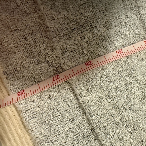 Santa Baby Holiday Sweater Women’s XL Gray Burgundy Lettering Royce Brand - Picture 6 of 6